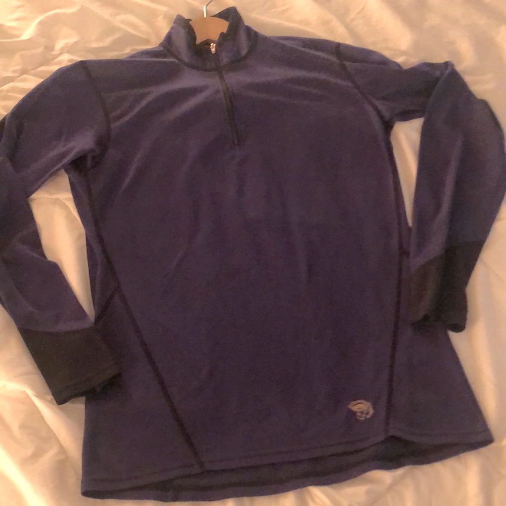 MOUNTAIN HARDWARE pullover